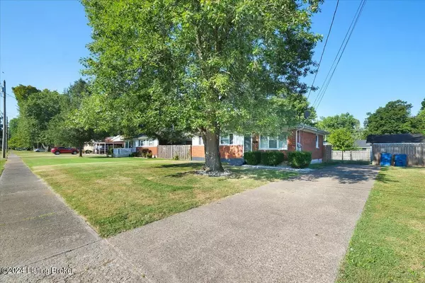 Louisville, KY 40272,9206 Fenmore Ave