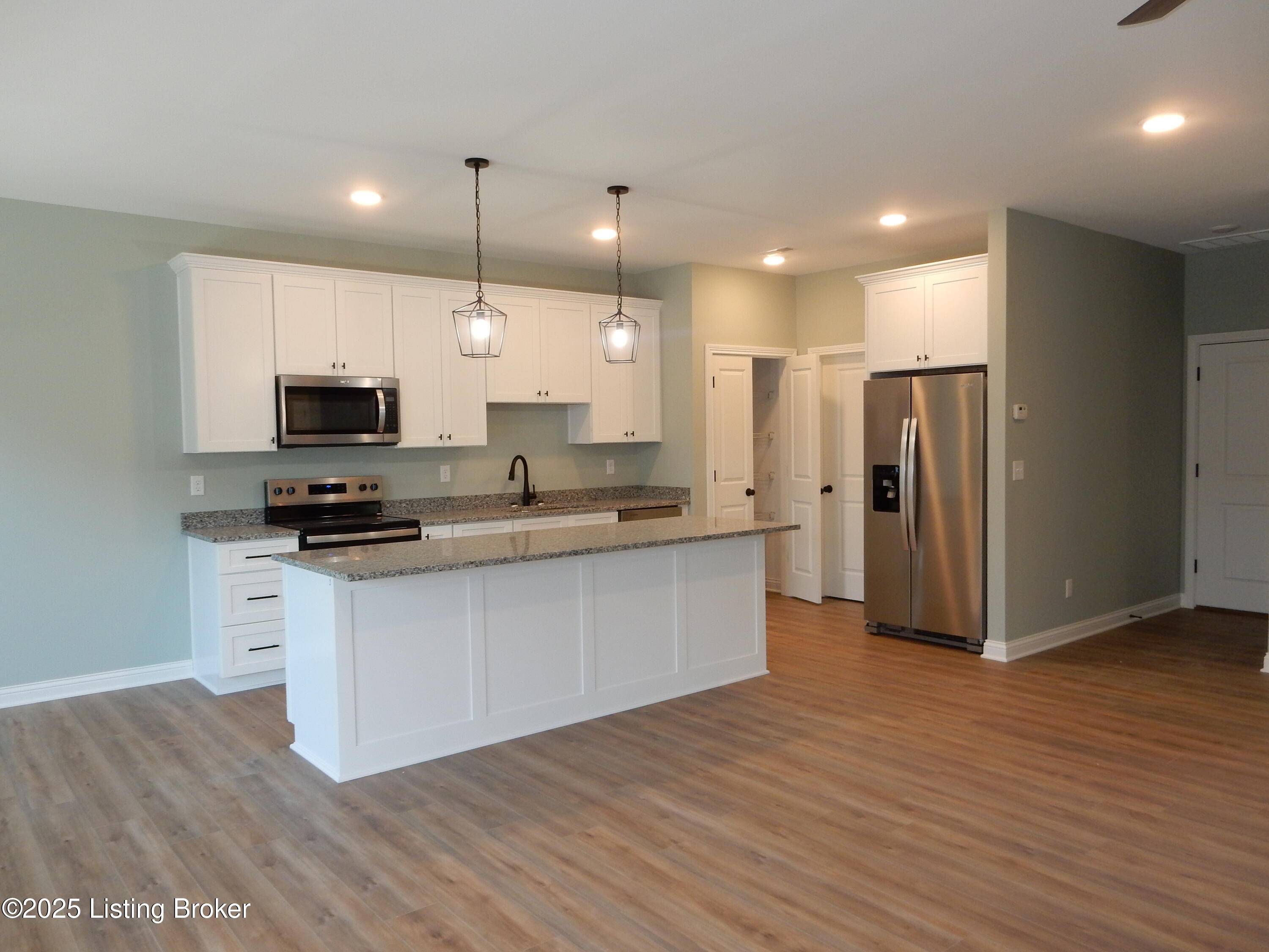 Shepherdsville, KY 40165,187 Bullitt Creek Dr
