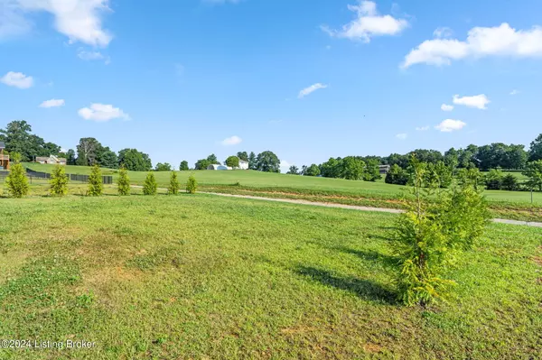 Lanesville, IN 47136,7011 Oaken Ln