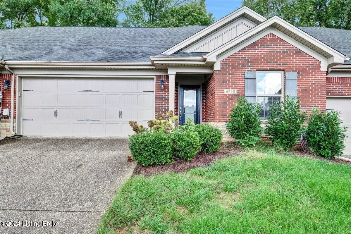 Louisville, KY 40216,6430 Clover Trace Cir