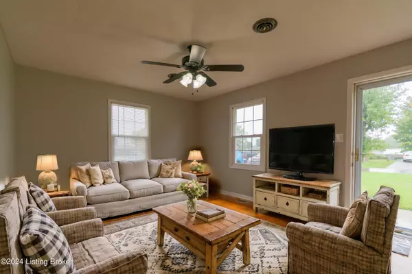 Lebanon, KY 40033,609 Lisa Ave