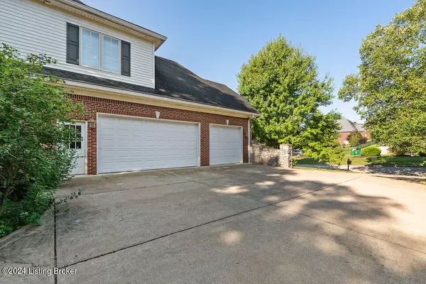 Louisville, KY 40245,2509 Ivy Oaks Ct