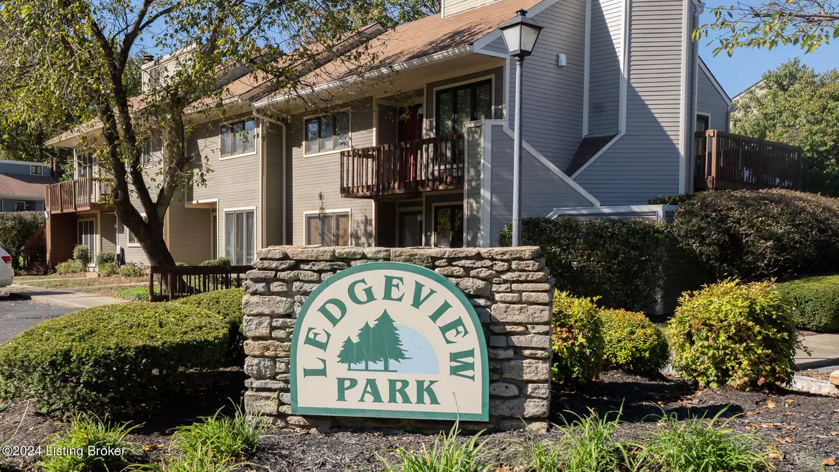 Louisville, KY 40206,354 Crescent Spring Dr