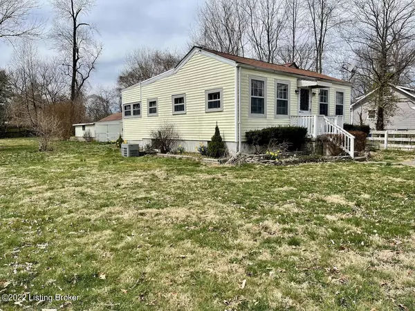 Prospect, KY 40059,6814 Beech Ave