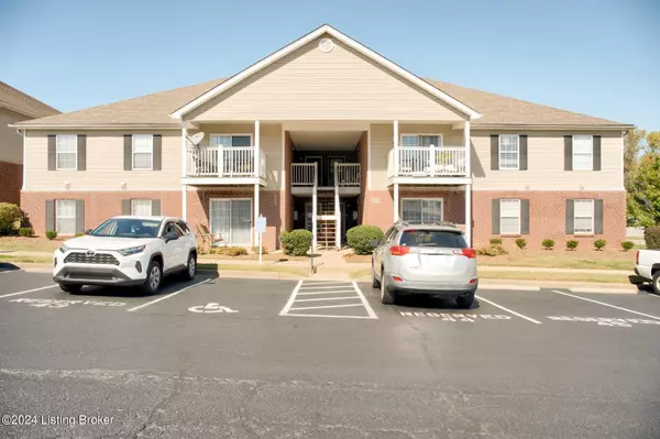 163 Central Blvd #60, Mt Washington, KY 40047