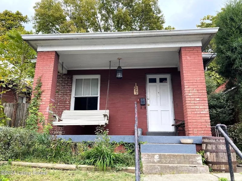 227 E Burnett Ave, Louisville, KY 40208