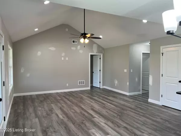 Taylorsville, KY 40071,109 New orleans Ct