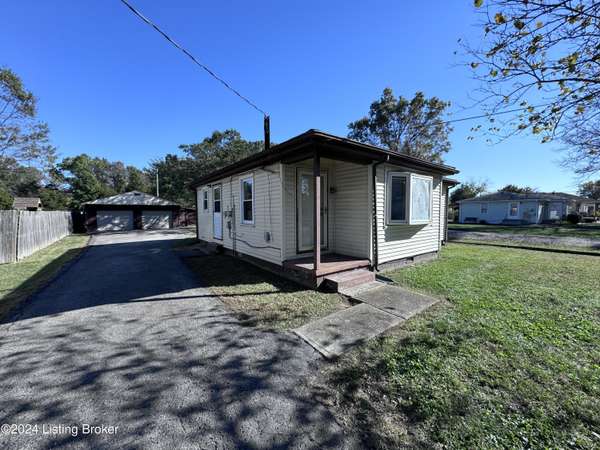 200 W Shannon Ln, Shepherdsville, KY 40165