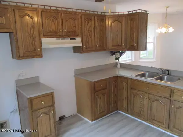 New Haven, KY 40051,355A Center St