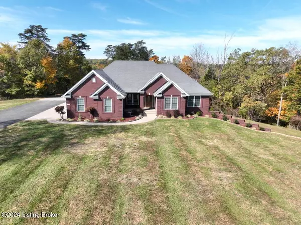 1054 Woodsdale Farm Dr, Shepherdsville, KY 40165