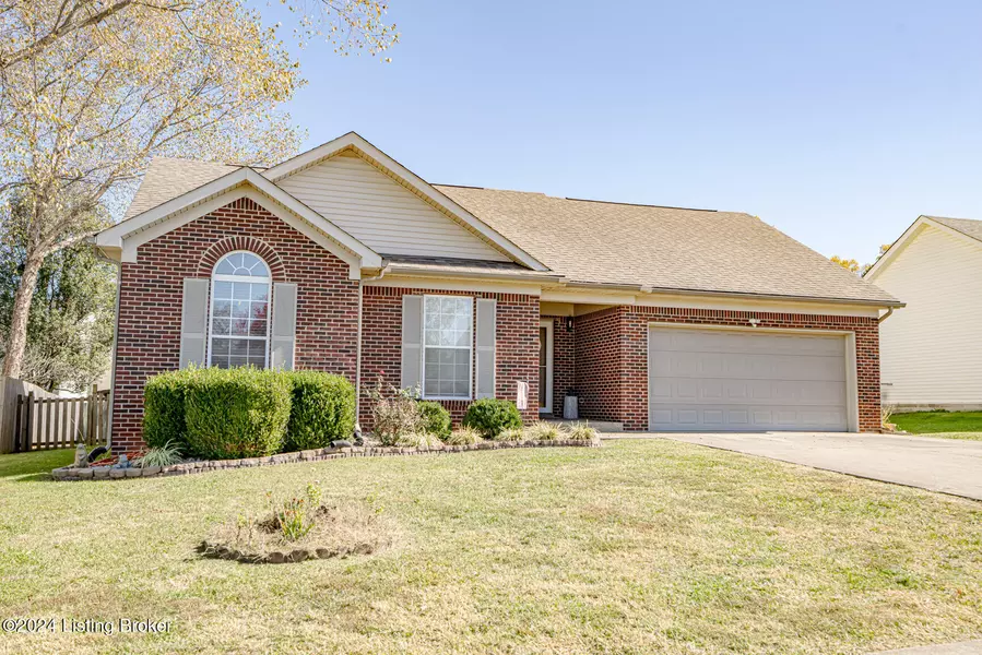 24 Bald Mountain Cir, Shelbyville, KY 40065