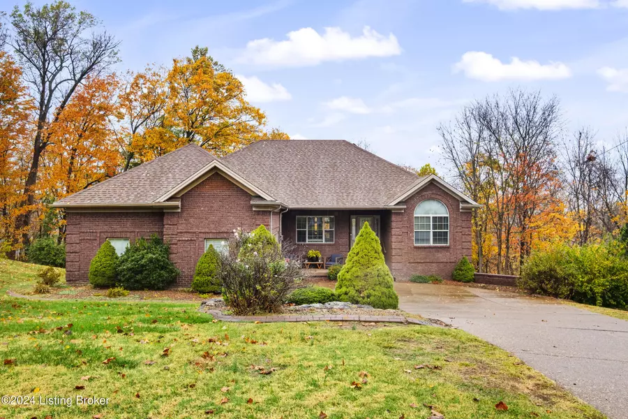 823 Mill Brook Cir, Shepherdsville, KY 40165