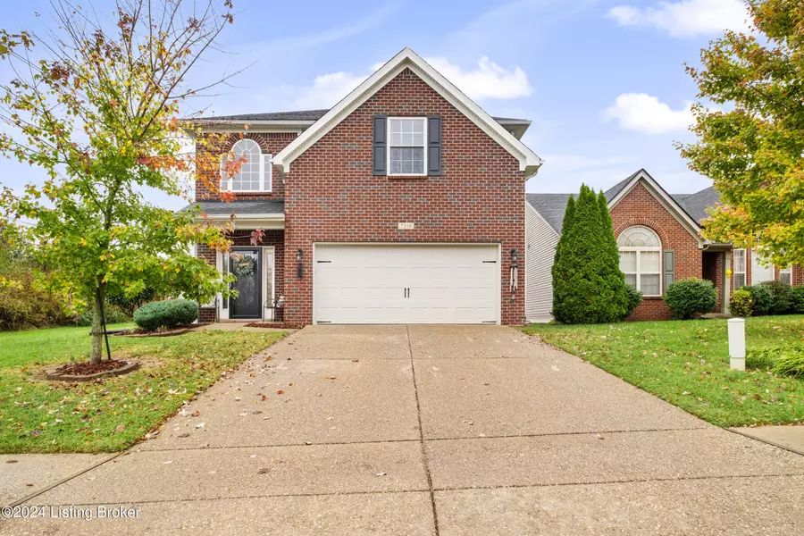 7316 Deutsch Rd, Louisville, KY 40229