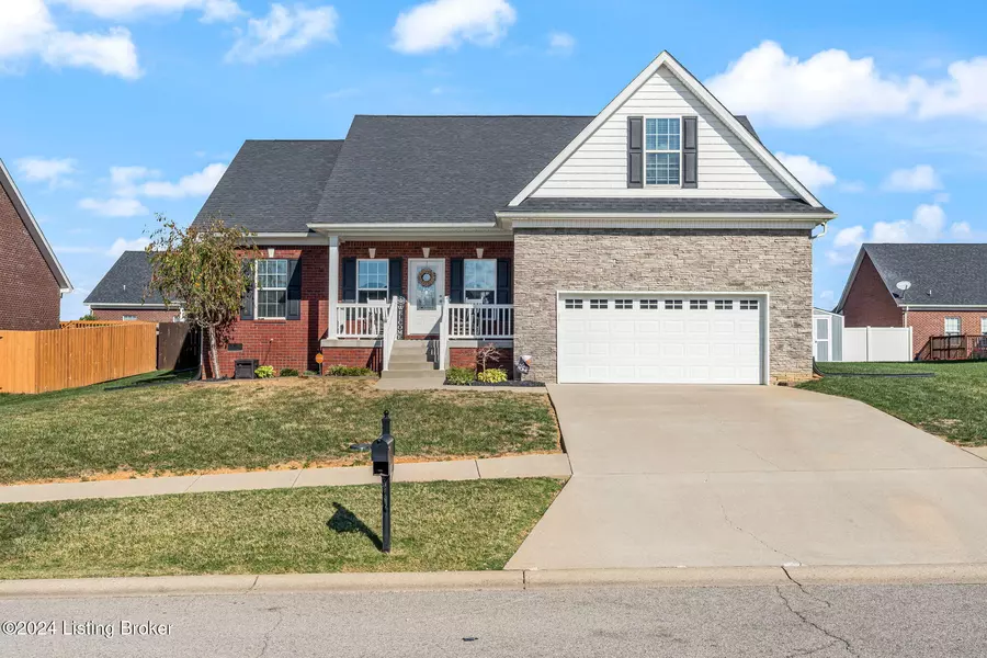 138 Elder Glen Ct, Mt Washington, KY 40047