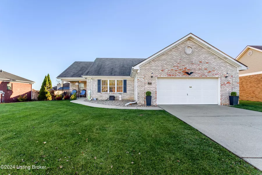 165 Kevin Pl, Mt Washington, KY 40047