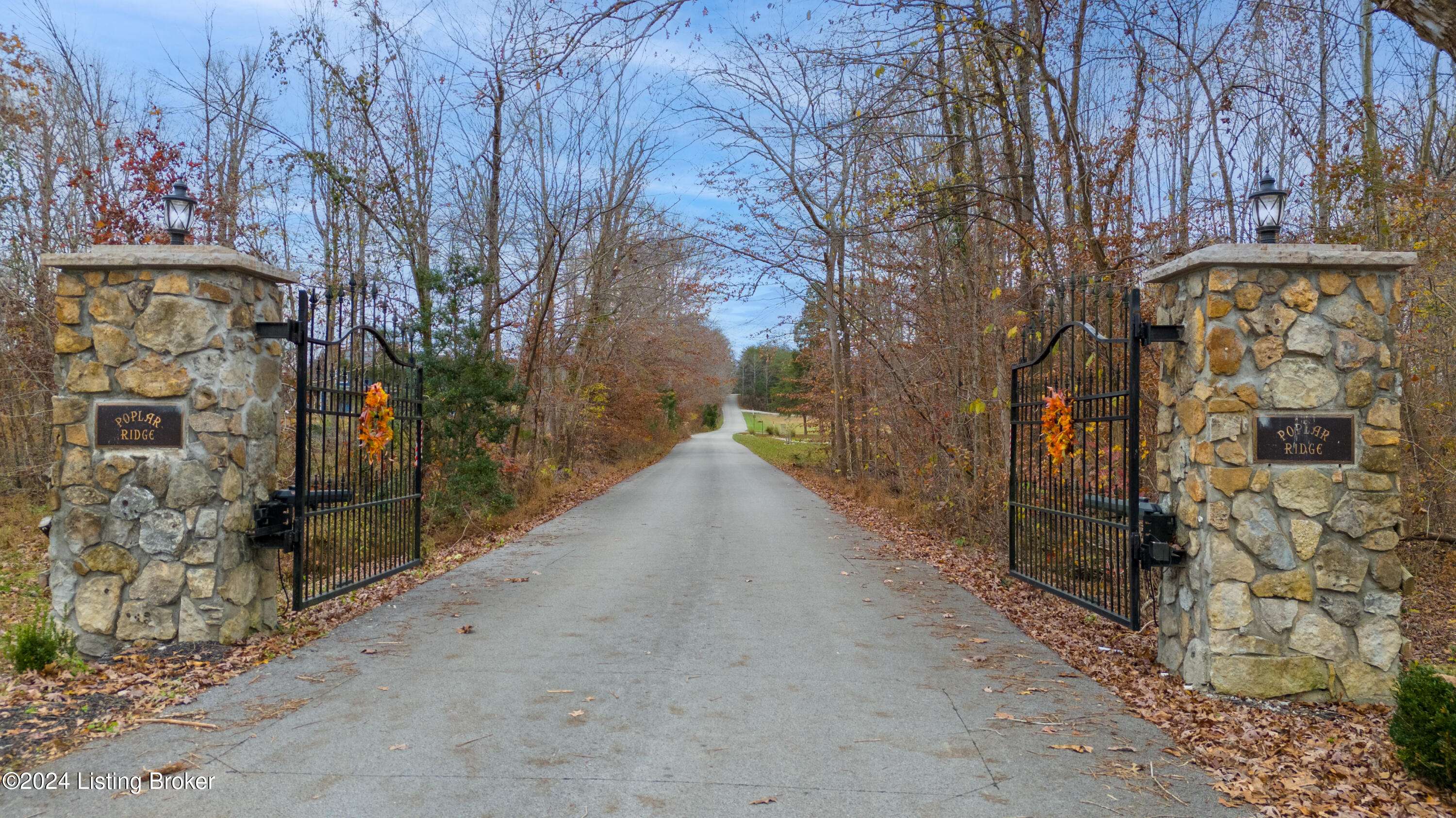 Cub Run, KY 42729,274 Dogwood Dr