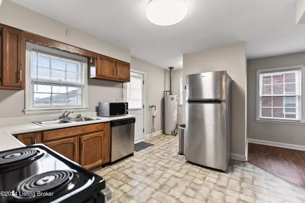 Louisville, KY 40220,2930 Yorkshire Blvd