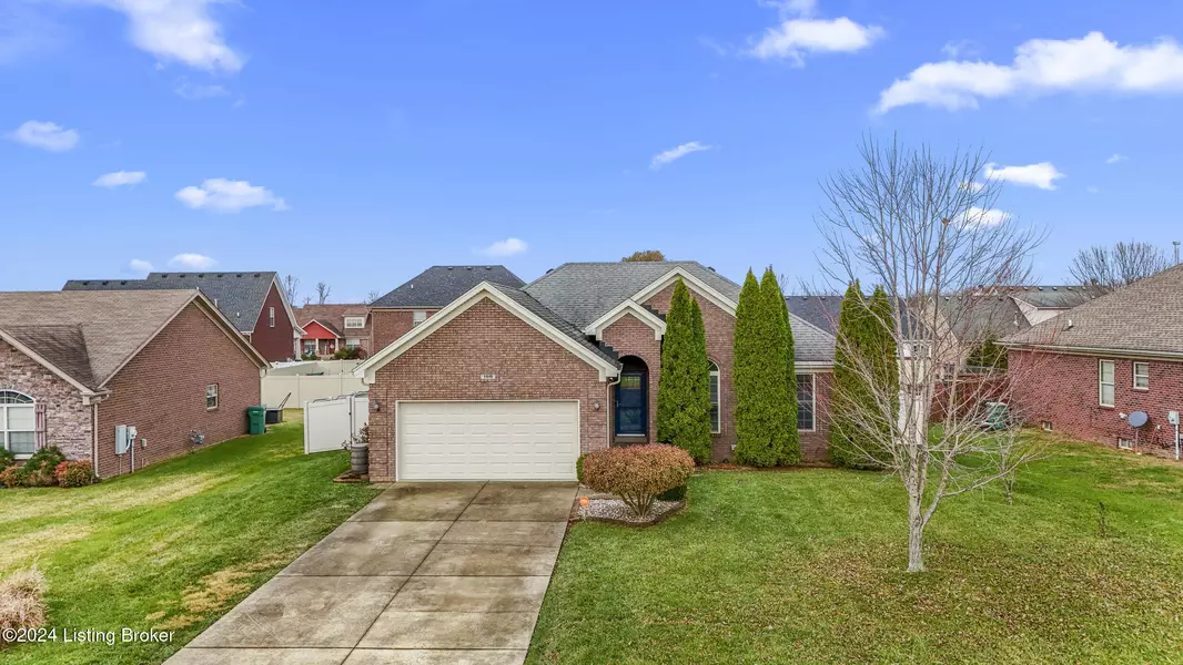 168 Maplewood Dr, Shepherdsville, KY 40229