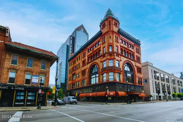 Louisville, KY 40202,133 S 3rd St #307