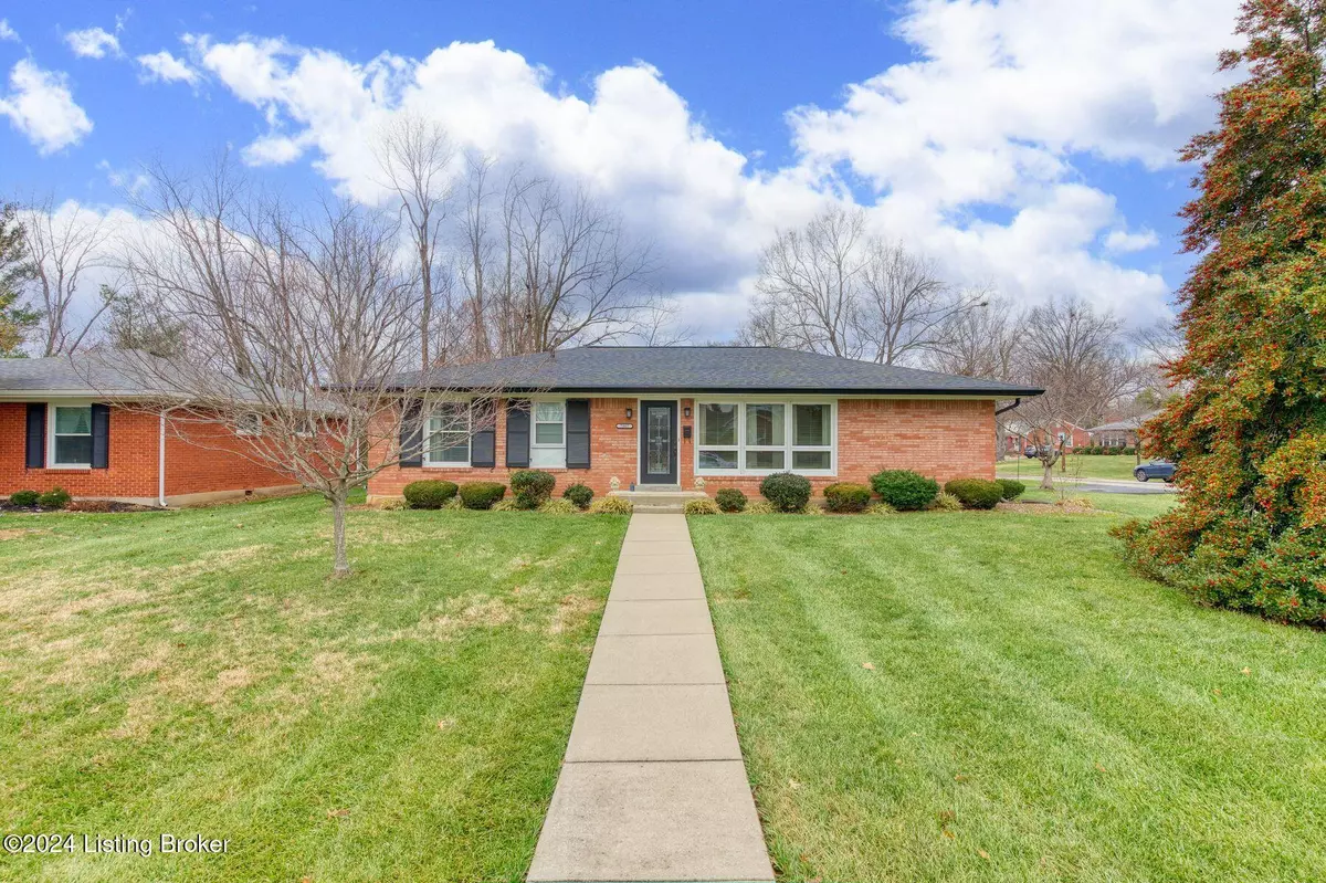 Louisville, KY 40222,7007 Dartmoor Dr