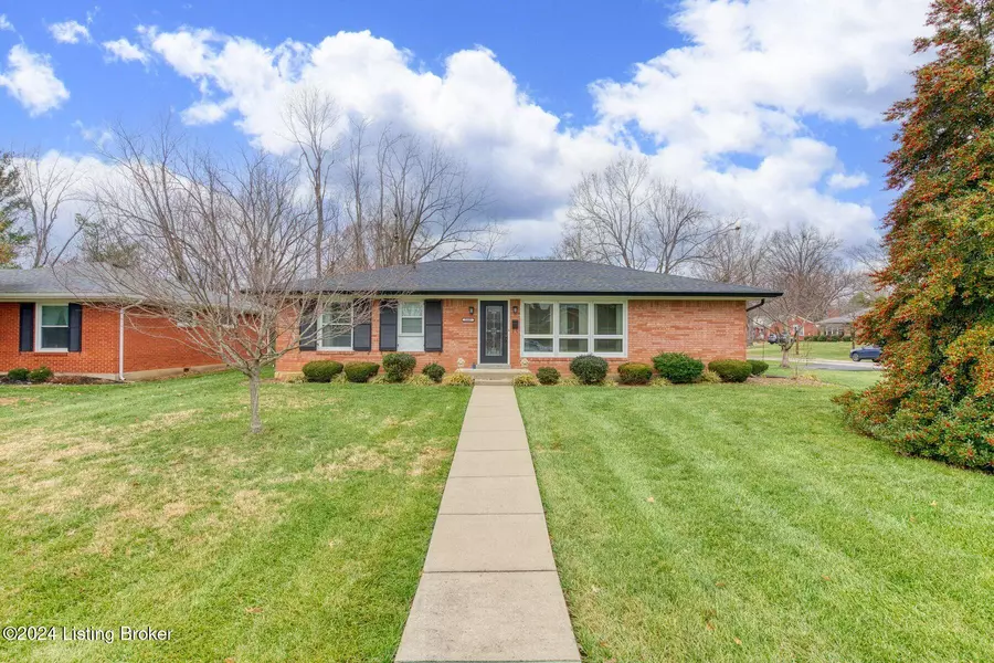 7007 Dartmoor Dr, Louisville, KY 40222