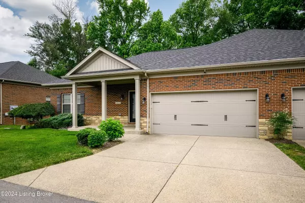 Louisville, KY 40216,6418 Clove Trace Cir