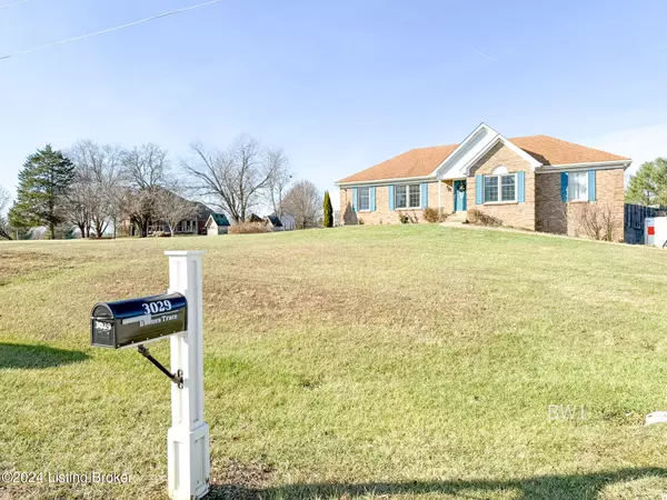 3029 Boones TRCE, Crestwood, KY 40014