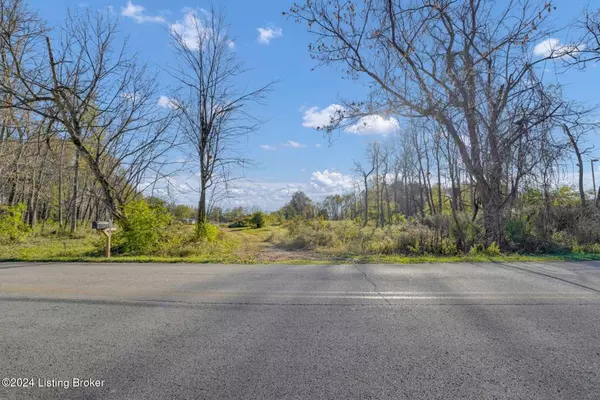 3120 Hartlage Ct, Louisville, KY 40216