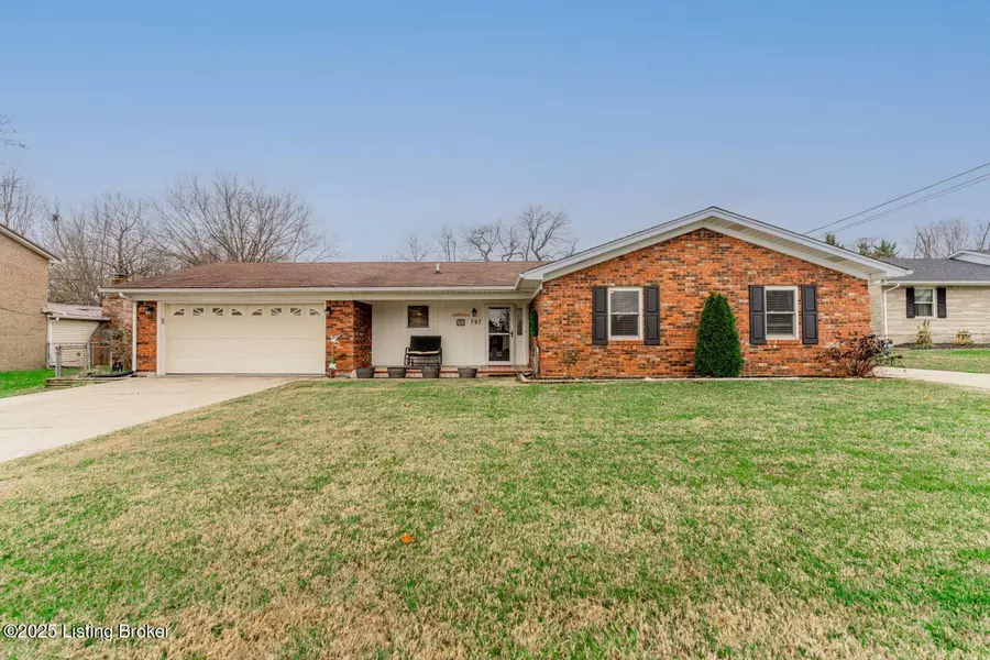 797 Donna Ct, Radcliff, KY 40160