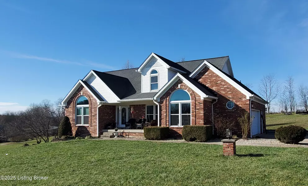 680 Foxmoore Dr, Taylorsville, KY 40071