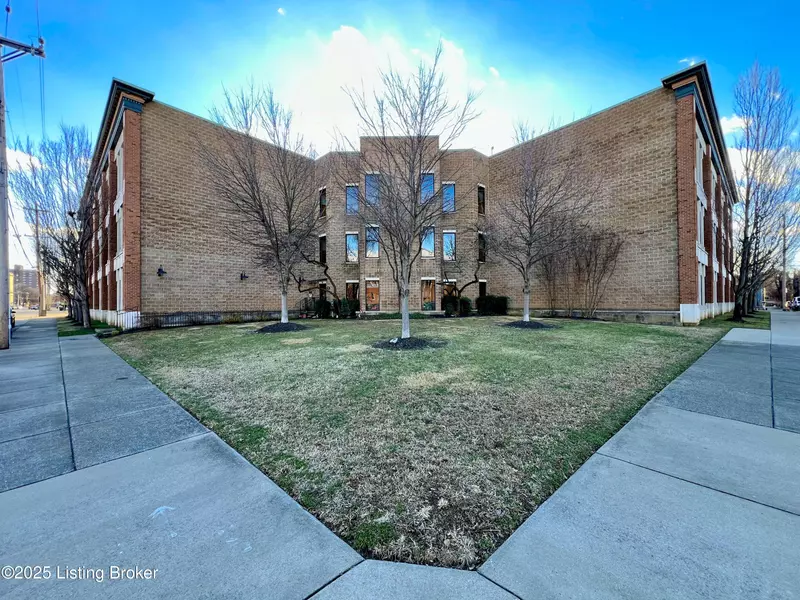 900 S Fifth St #202, Louisville, KY 40203