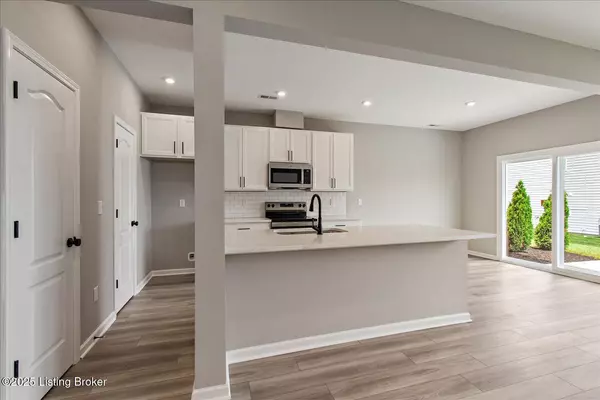 Mt Washington, KY 40047,194 Harvest Point WAY #202B