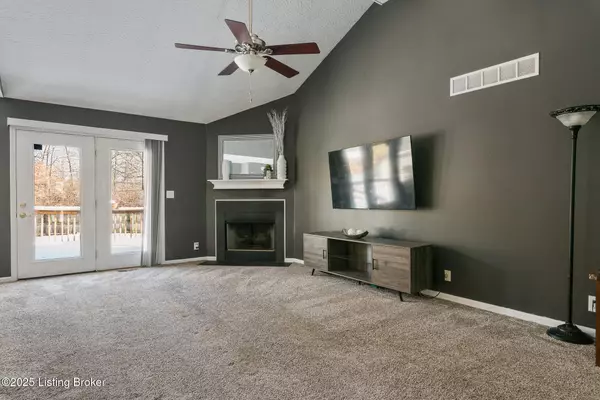 Louisville, KY 40229,11115 Brook Bend Ct