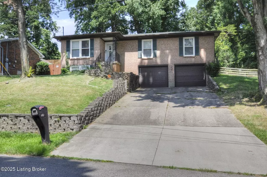 4611 Vinita WAY, Louisville, KY 40272