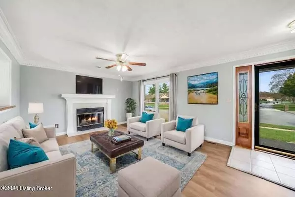 Louisville, KY 40216,6006 Trappers Ridge Cir