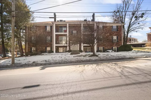 Louisville, KY 40218,3309 Colonial Manor Cir #5a