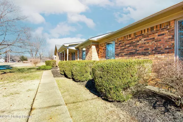 Shepherdsville, KY 40165,4815 Running Fox Dr