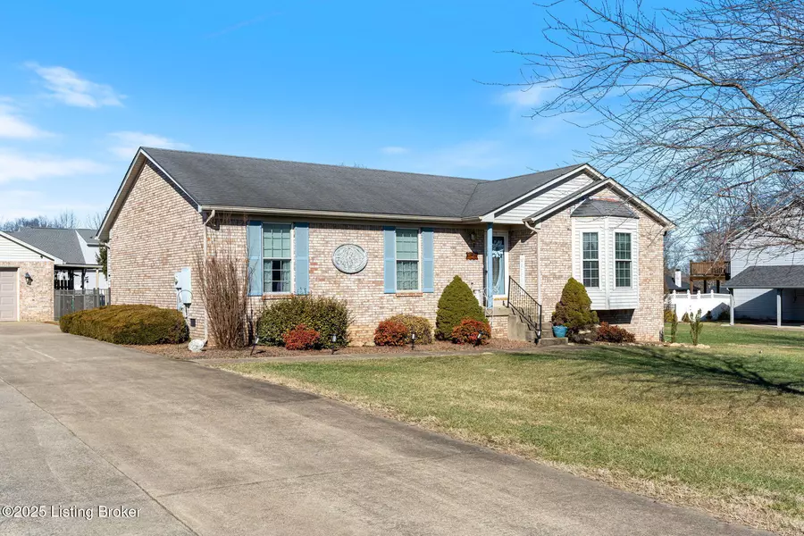 401 Oshara Ct, Mt Washington, KY 40047