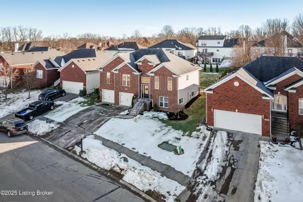 Louisville, KY 40299,4904 Flora Springs Cir