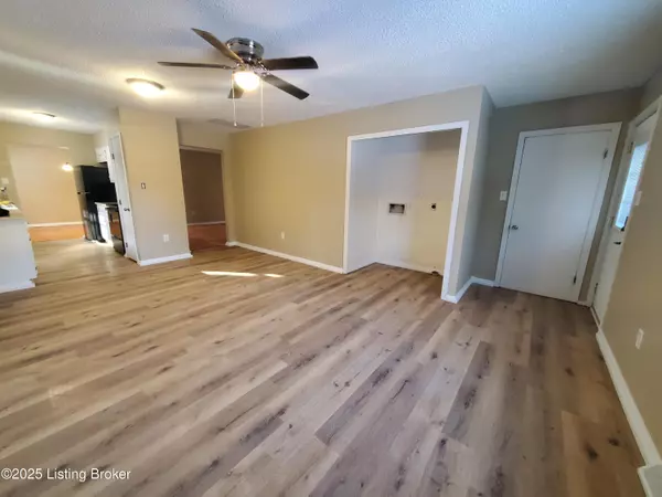 Vine Grove, KY 40175,120 parkside Cir