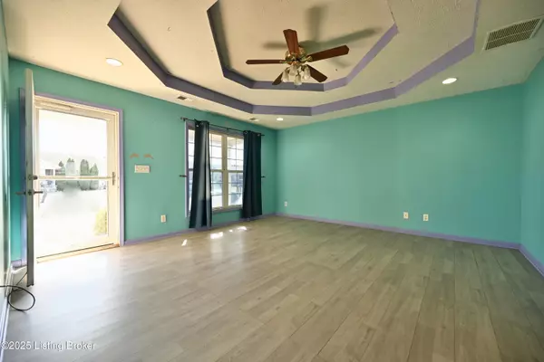 Shepherdsville, KY 40165,171 Treasure Bay Ct