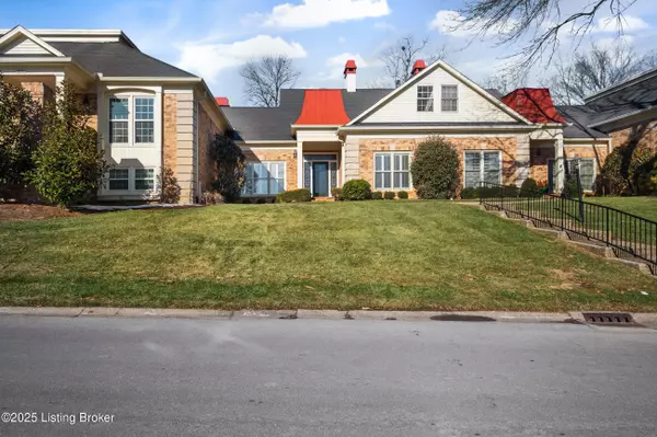 5805 Creighton Hill Rd, Louisville, KY 40207