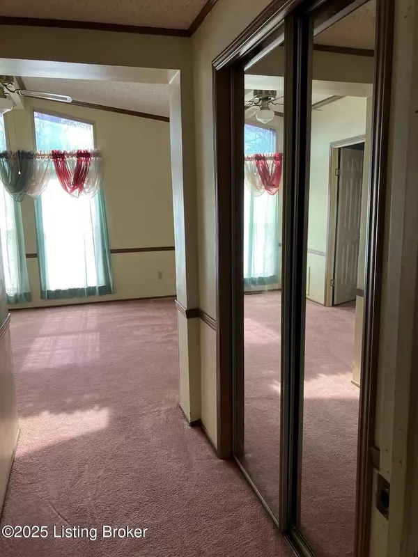 Milton, KY 40045,2562 Fisher Ridge Rd