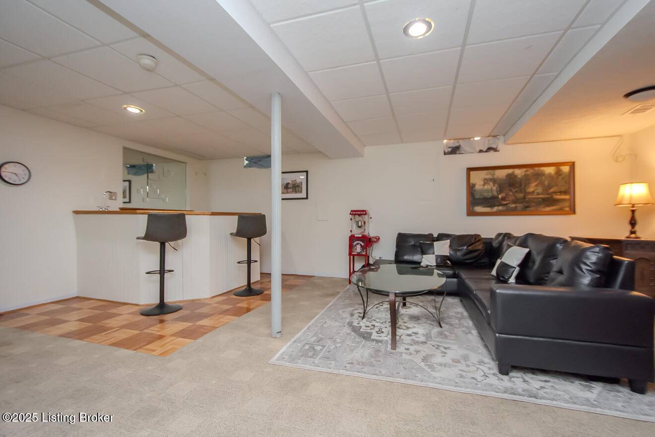 Louisville, KY 40272,12014 Valley Meadow WAY