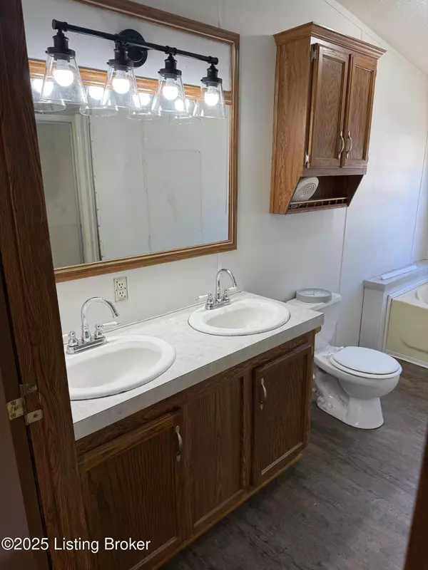 Falls Of Rough, KY 40119,346 Burch Burnette Ln