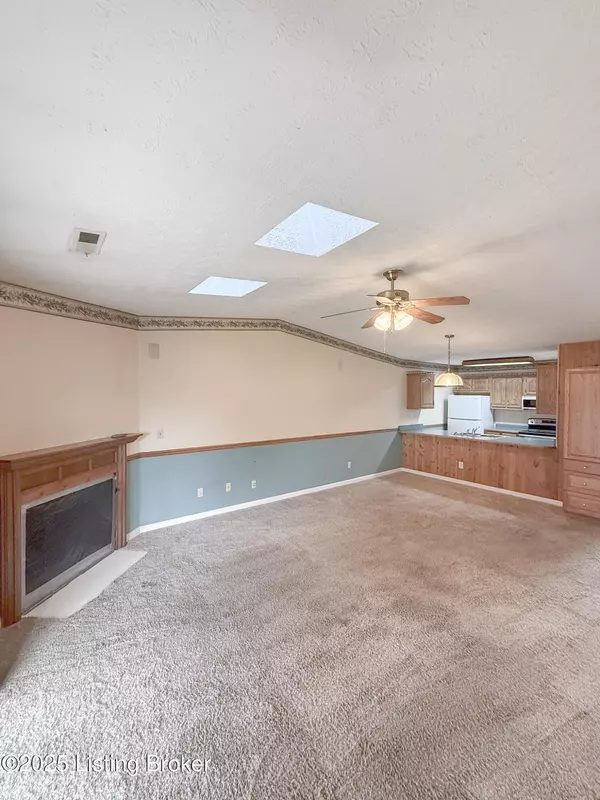 Mt Washington, KY 40047,166 Walnut Ave