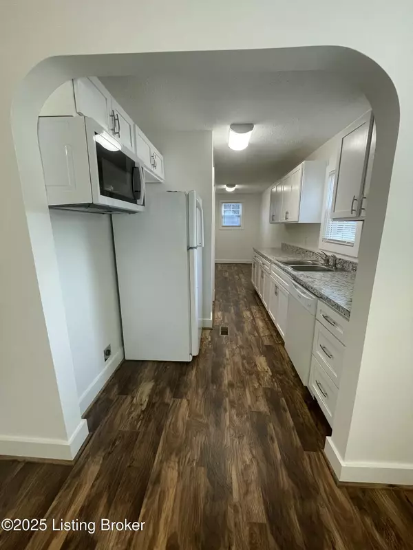 Louisville, KY 40208,2411 S 5th St