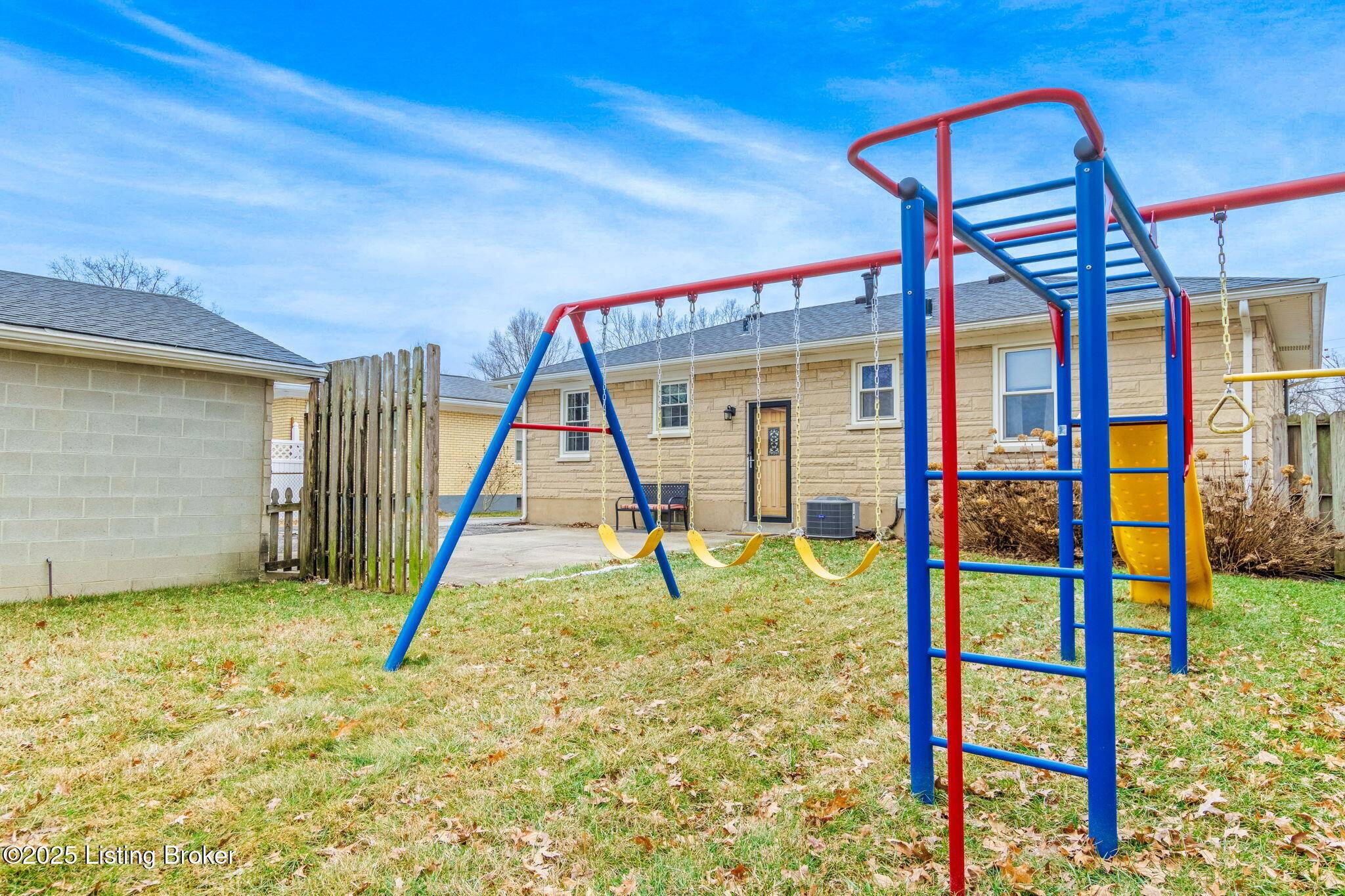 Louisville, KY 40219,4017 Serene WAY