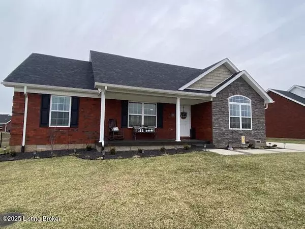 111 Durango Dr, Coxs Creek, KY 40013