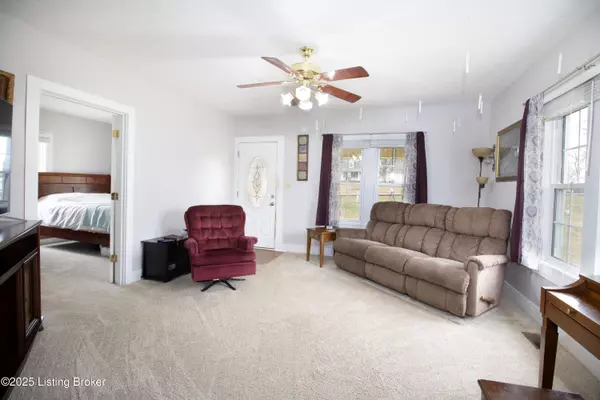 Campbellsville, KY 42718,98 Clark Road Rd